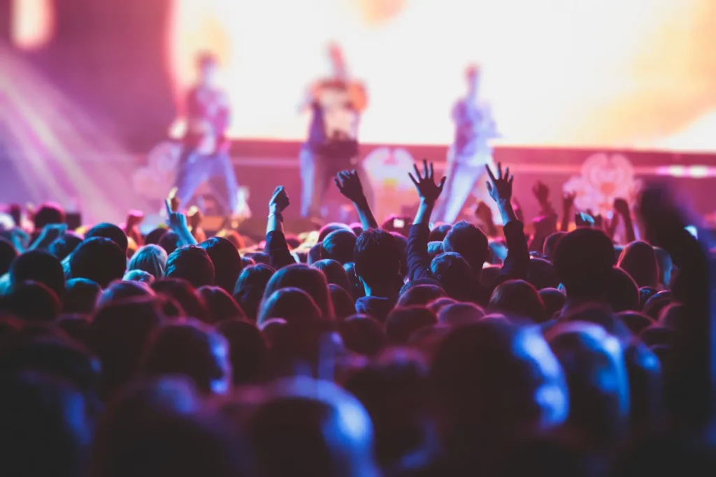 A-Crowded-Concert-Hall